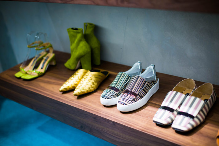 広告写真,カメラマン,神戸,店舗写真,モデル撮影,スタニングルアー,神戸,金本義隆,内絵里,スタジオゴールド,フォトスタジオ