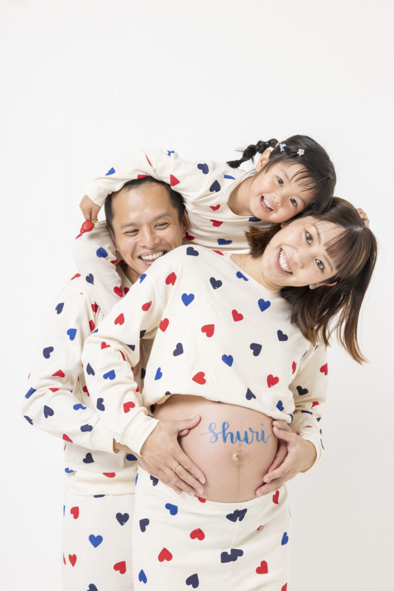 神戸 マタニティフォト 女性カメラマン 母と子の上田病院 春日野道駅　カメラマン スタジオ 神戸 内絵里 金本義隆 写真屋 スタジオゴールド