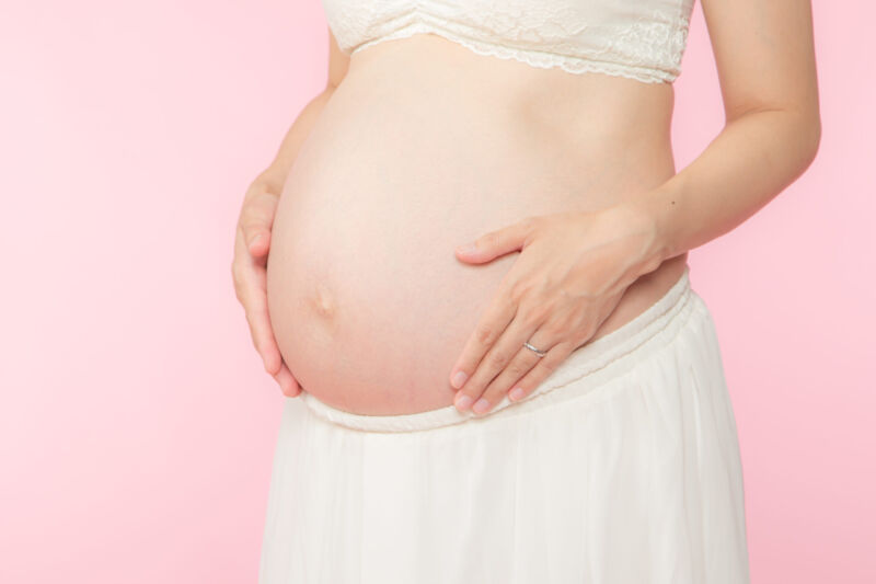 神戸　マタニティフォト 阪急春日野道駅　カメラマン スタジオ 神戸 内絵里 金本義隆 写真屋 スタジオゴールド